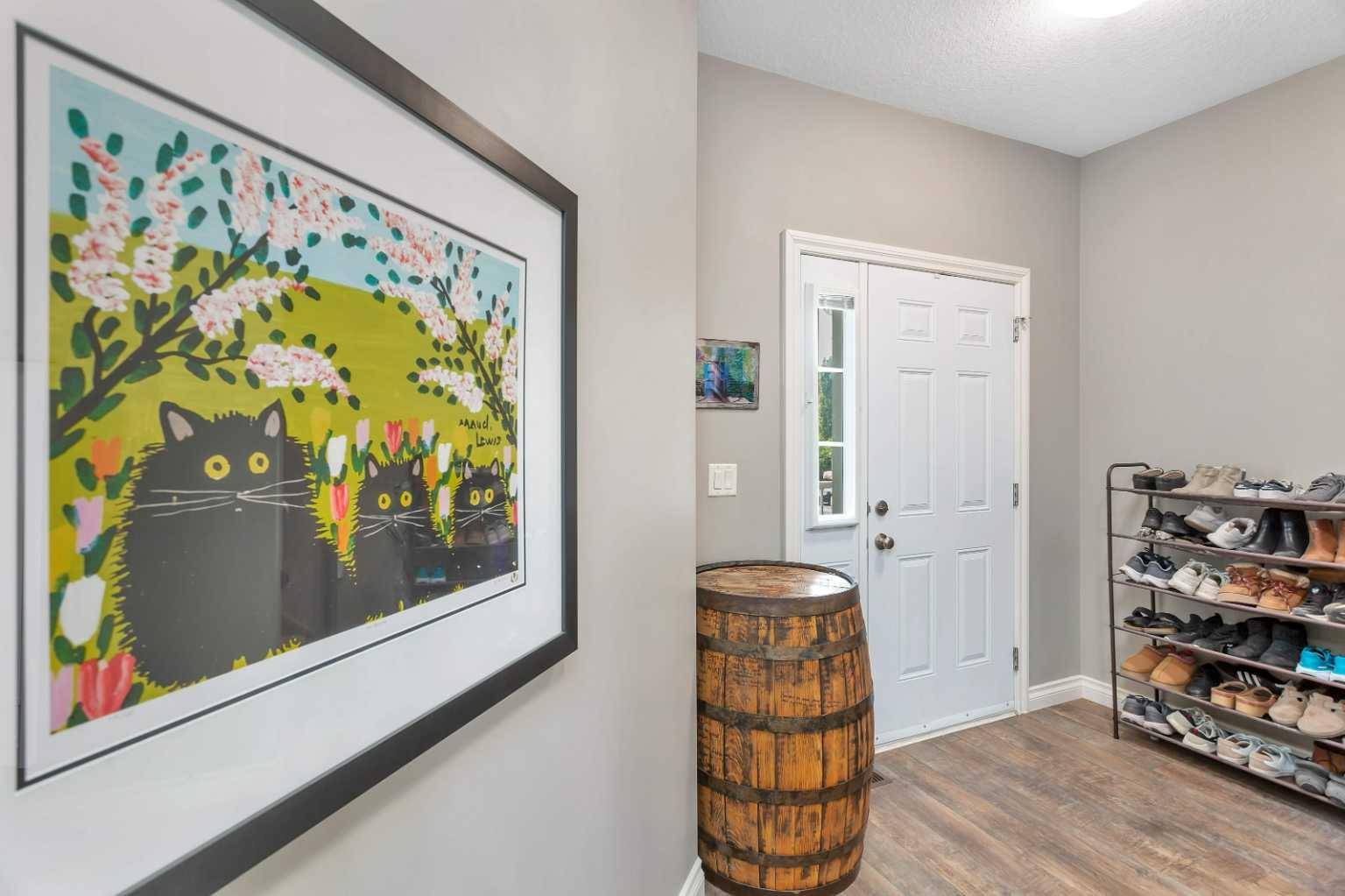 Lacombe, AB T4L0G3,77 Ebony ST