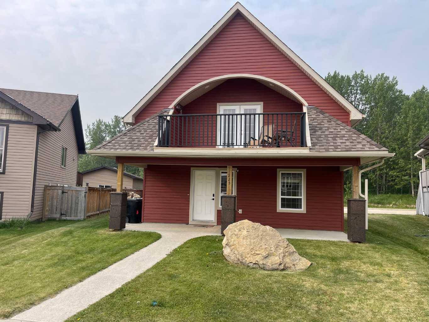 225 Valarosa PL, Didsbury, AB T0M 0W0