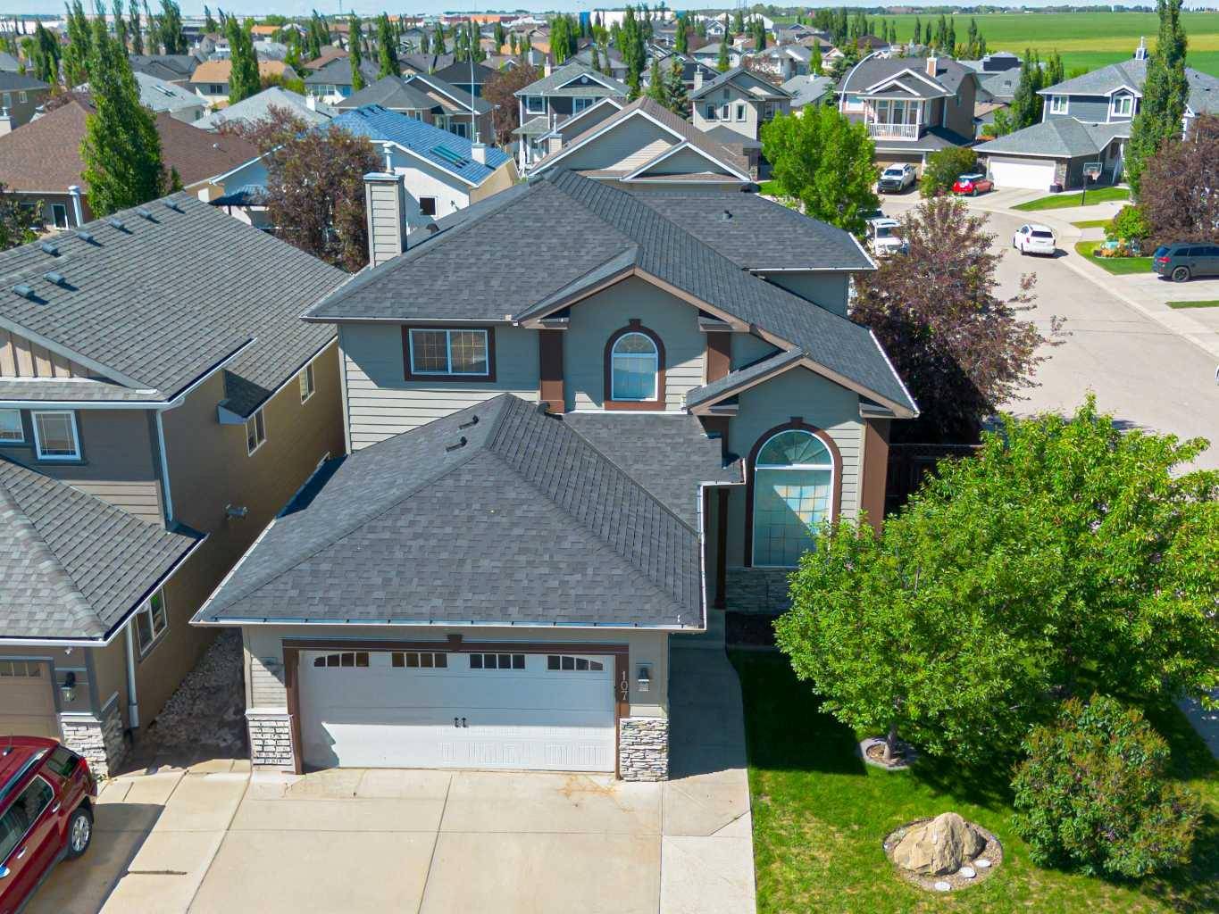 Airdrie, AB T4A2E3,107 Thornbird WAY SE