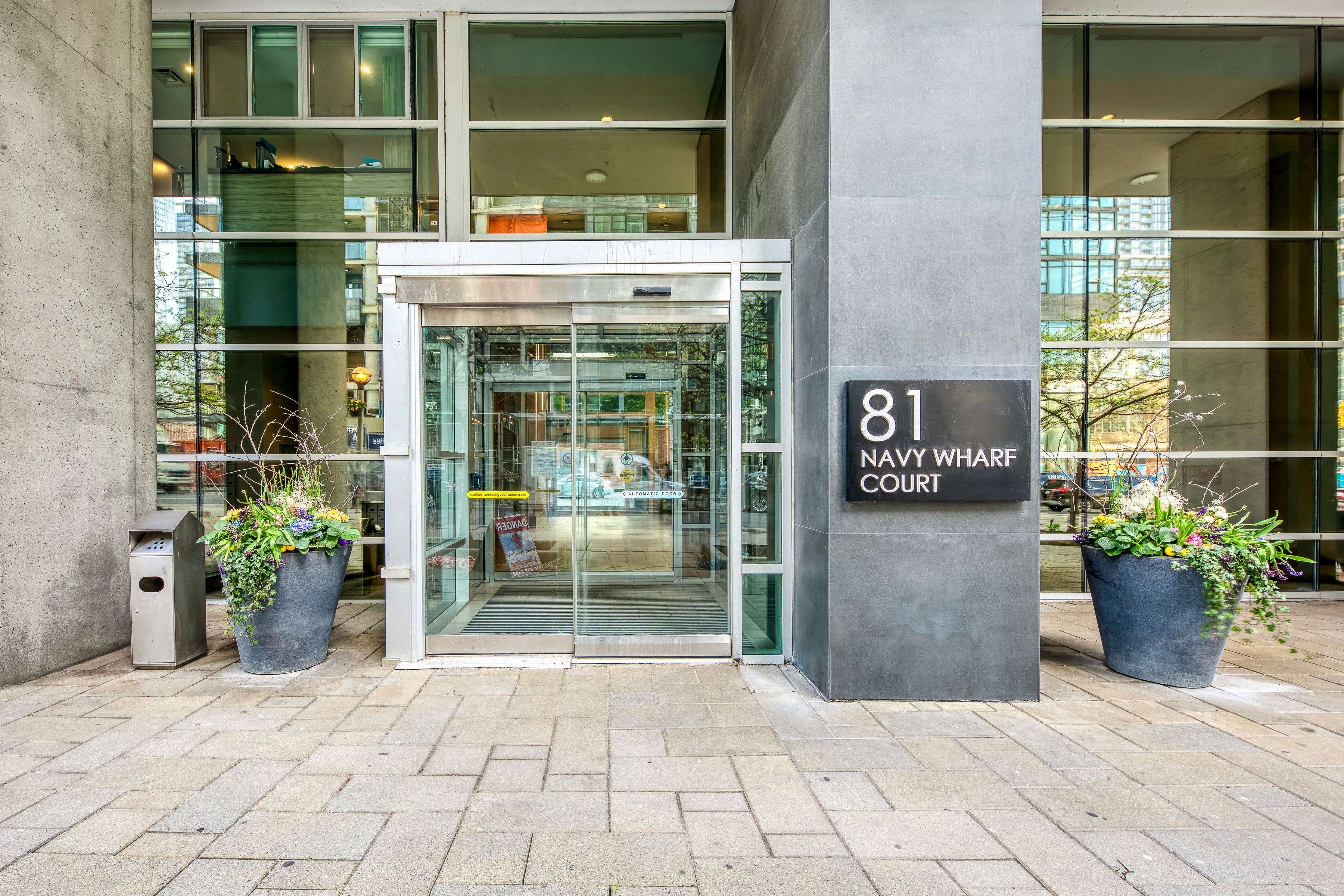 Toronto C01, ON M5V 3S2,81 Navy Wharf CT #3511