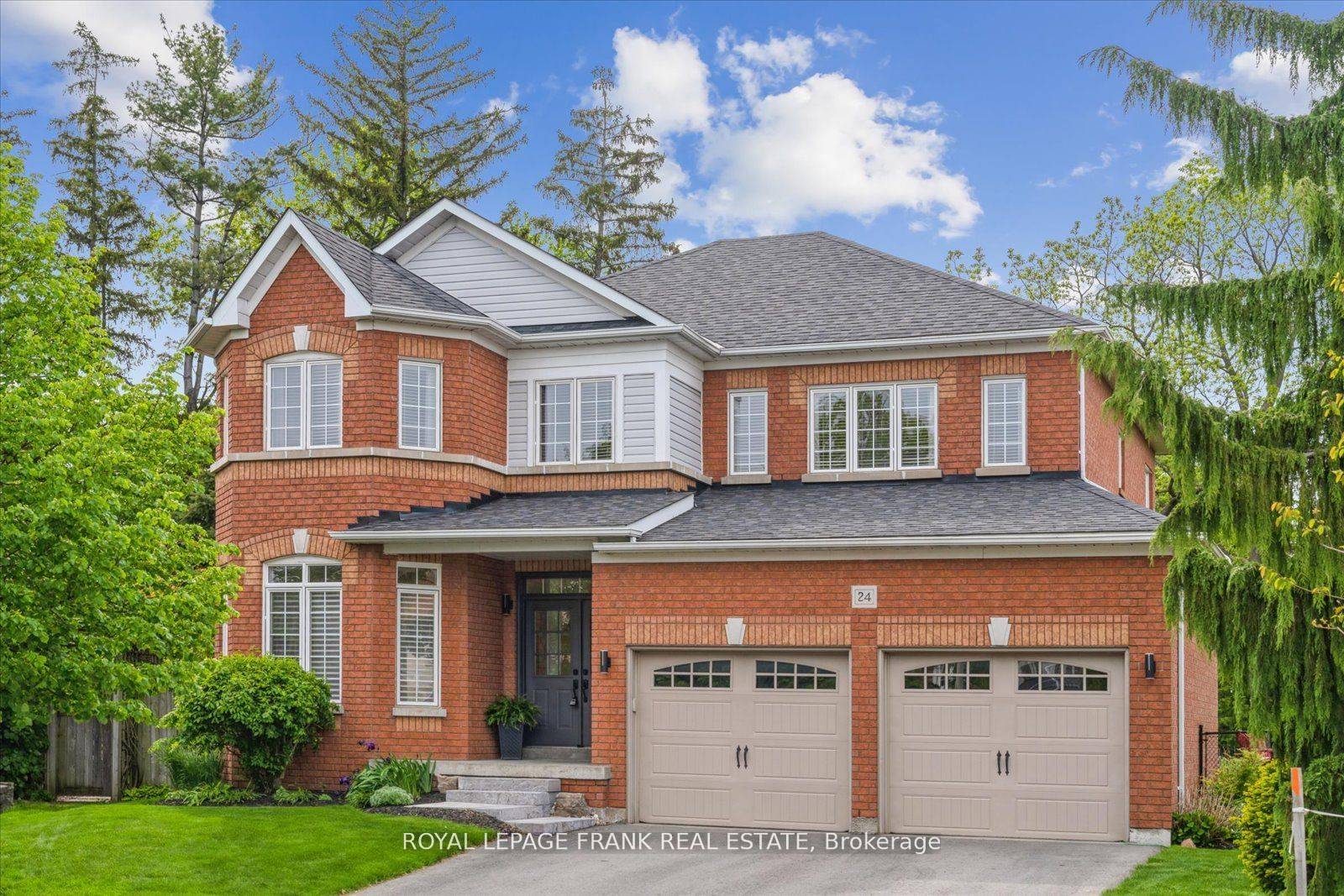 24 James Rowe DR, Whitby, ON L1R 2X8