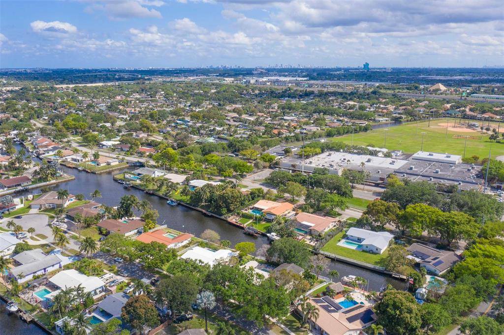 Plantation, FL 33317,6161 SW 15th St