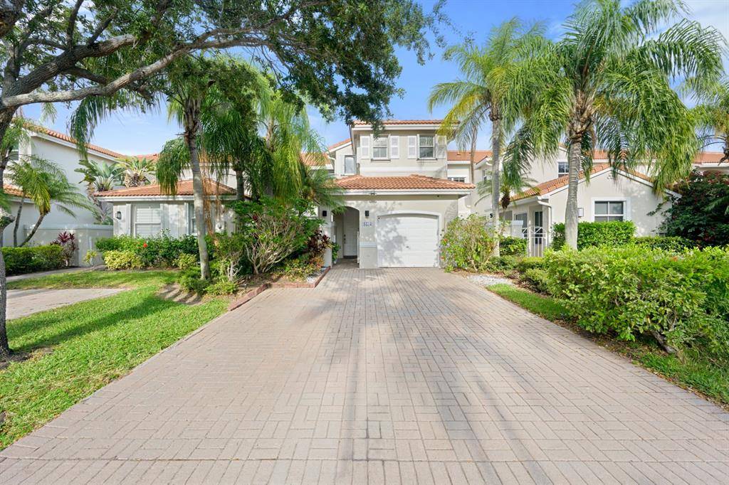 1775 Seagrape Way #1775, Hollywood, FL 33019