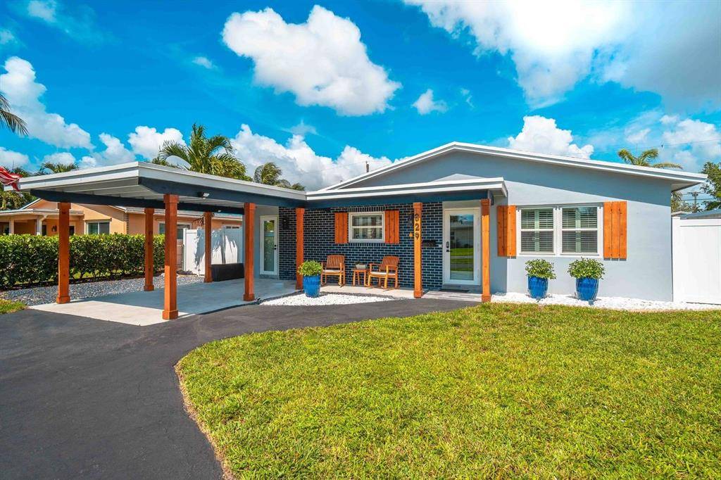 829 NW 9th Ave, Dania Beach, FL 33004