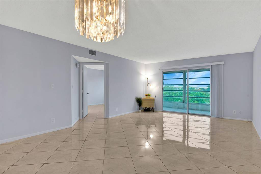 Coconut Creek, FL 33066,1606 Abaco Dr #E4