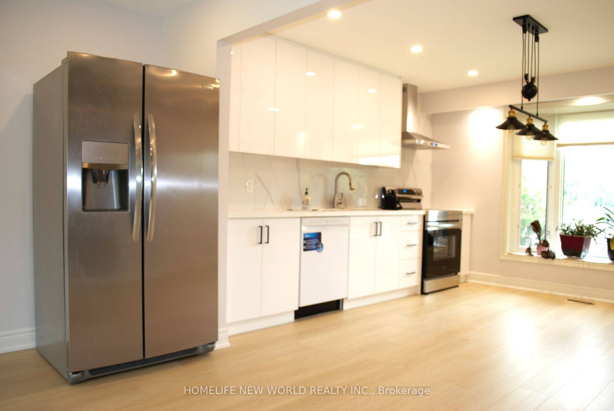 Markham, ON L3P 3T4,7 Jolyn CT