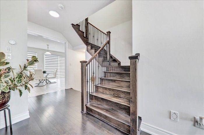 983 Langford BLVD, Bradford West Gwillimbury, ON L3Z 4K9