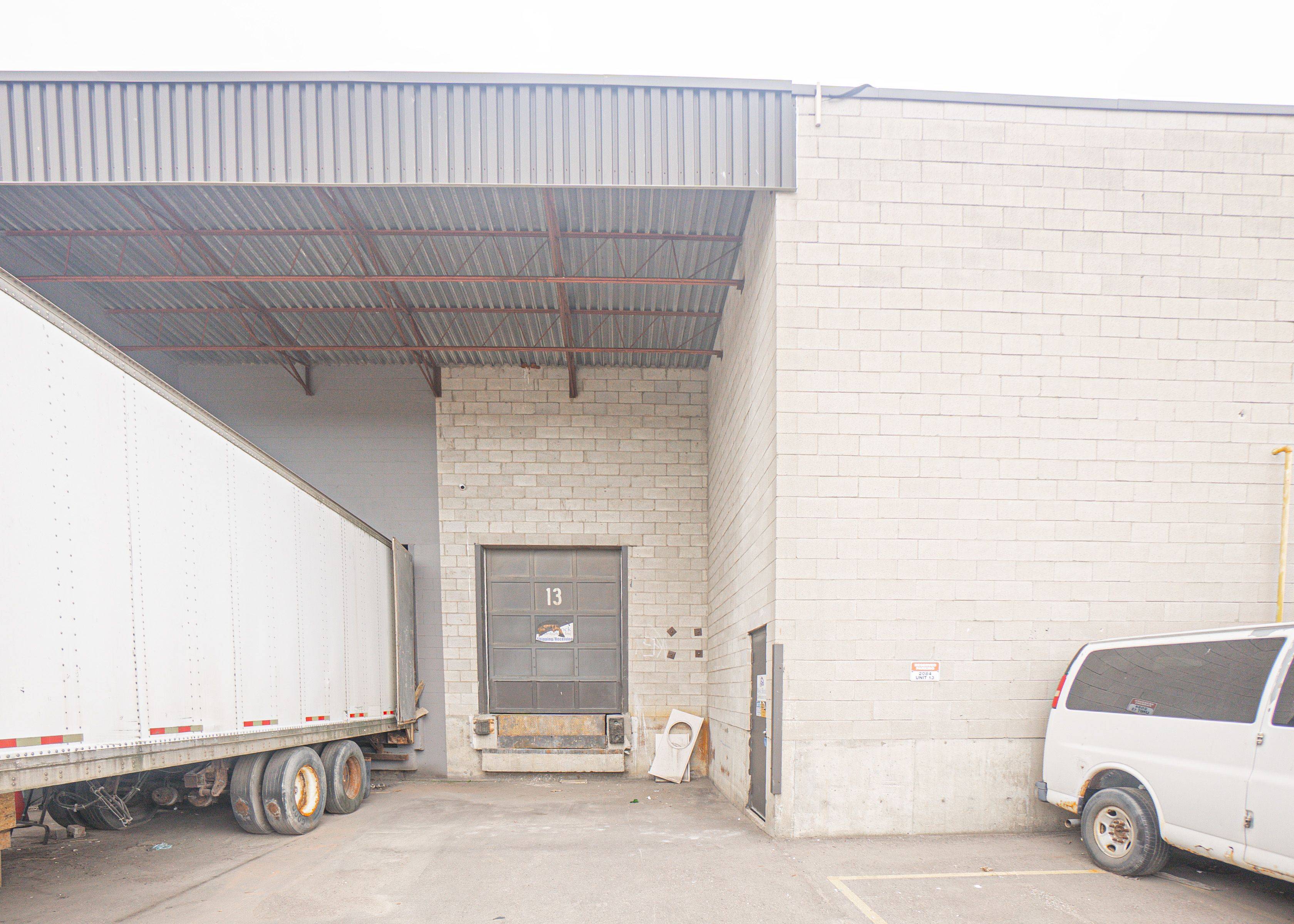 Brampton, ON L6T 5A6,2084 Steeles AVE E