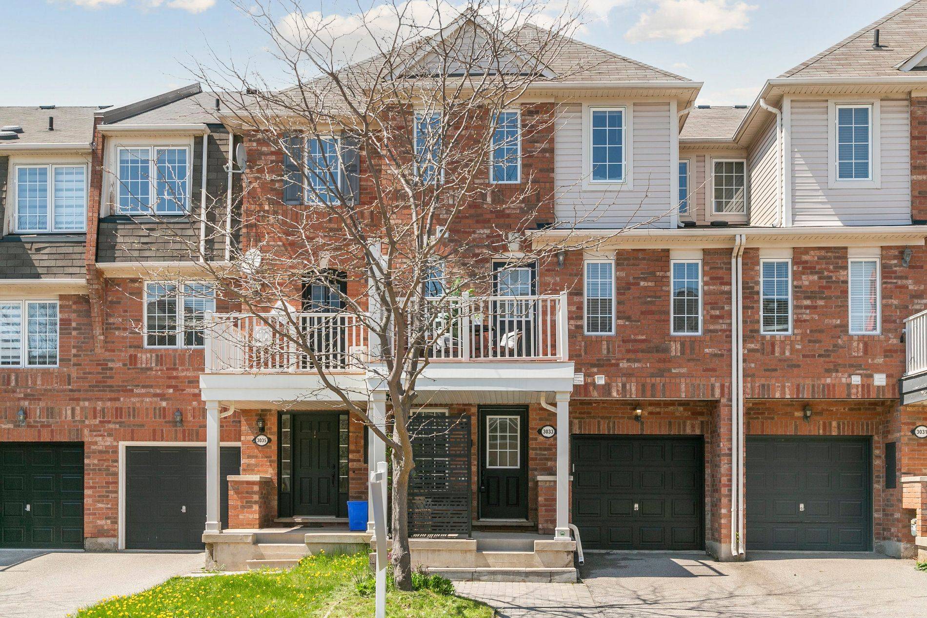 3033 Drumloch AVE, Oakville, ON L6M 5H9