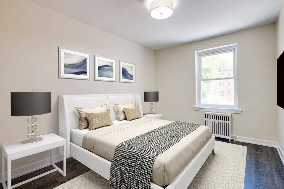 Toronto W08, ON M9A 3B3,18 Anglesey BLVD #205