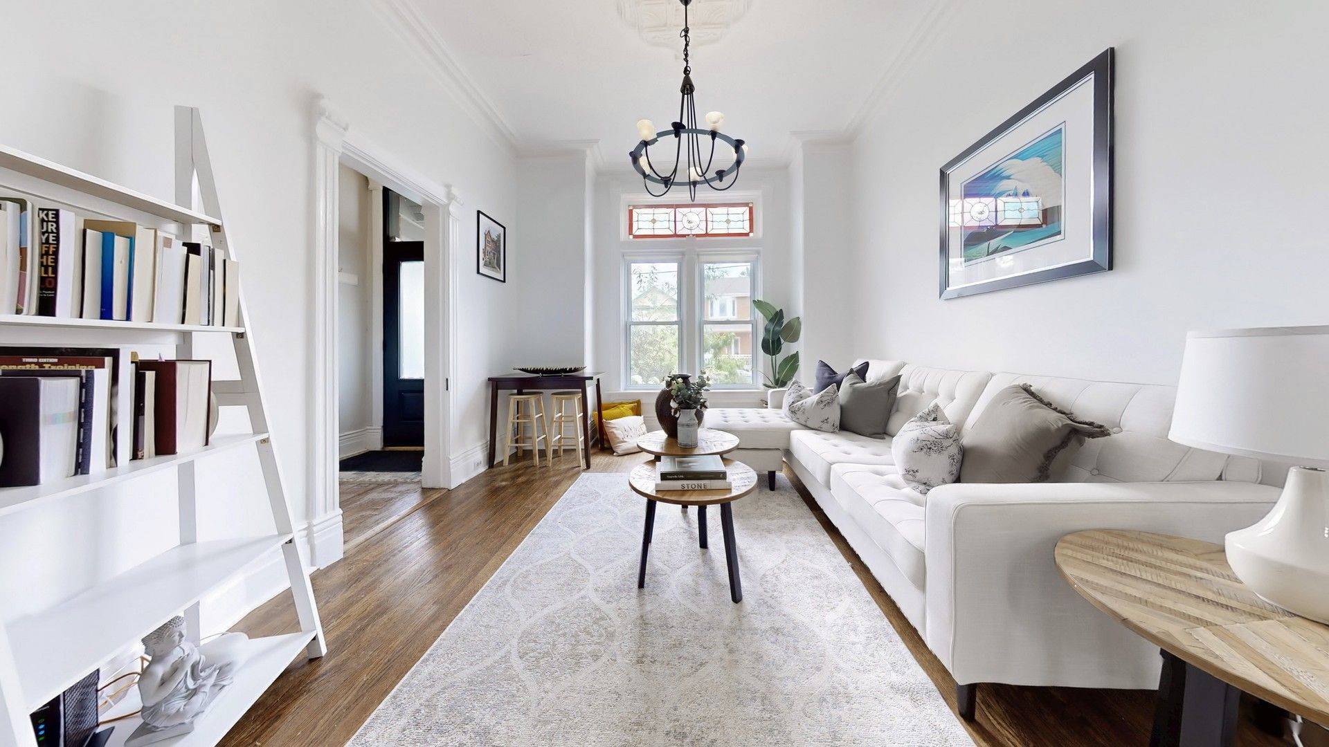 511 Perth AVE, Toronto W03, ON M6N 2W6