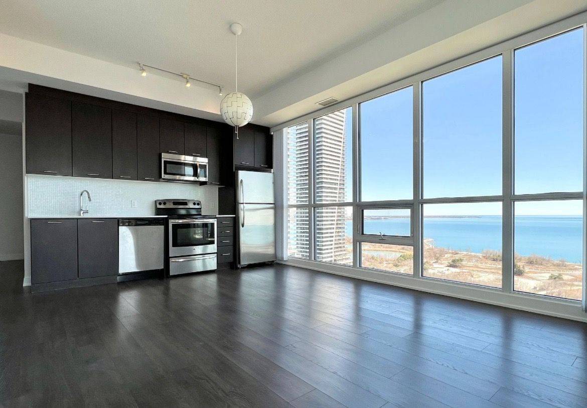 Toronto W06, ON M8V 1A4,2200 lakeshore BLVD #1601