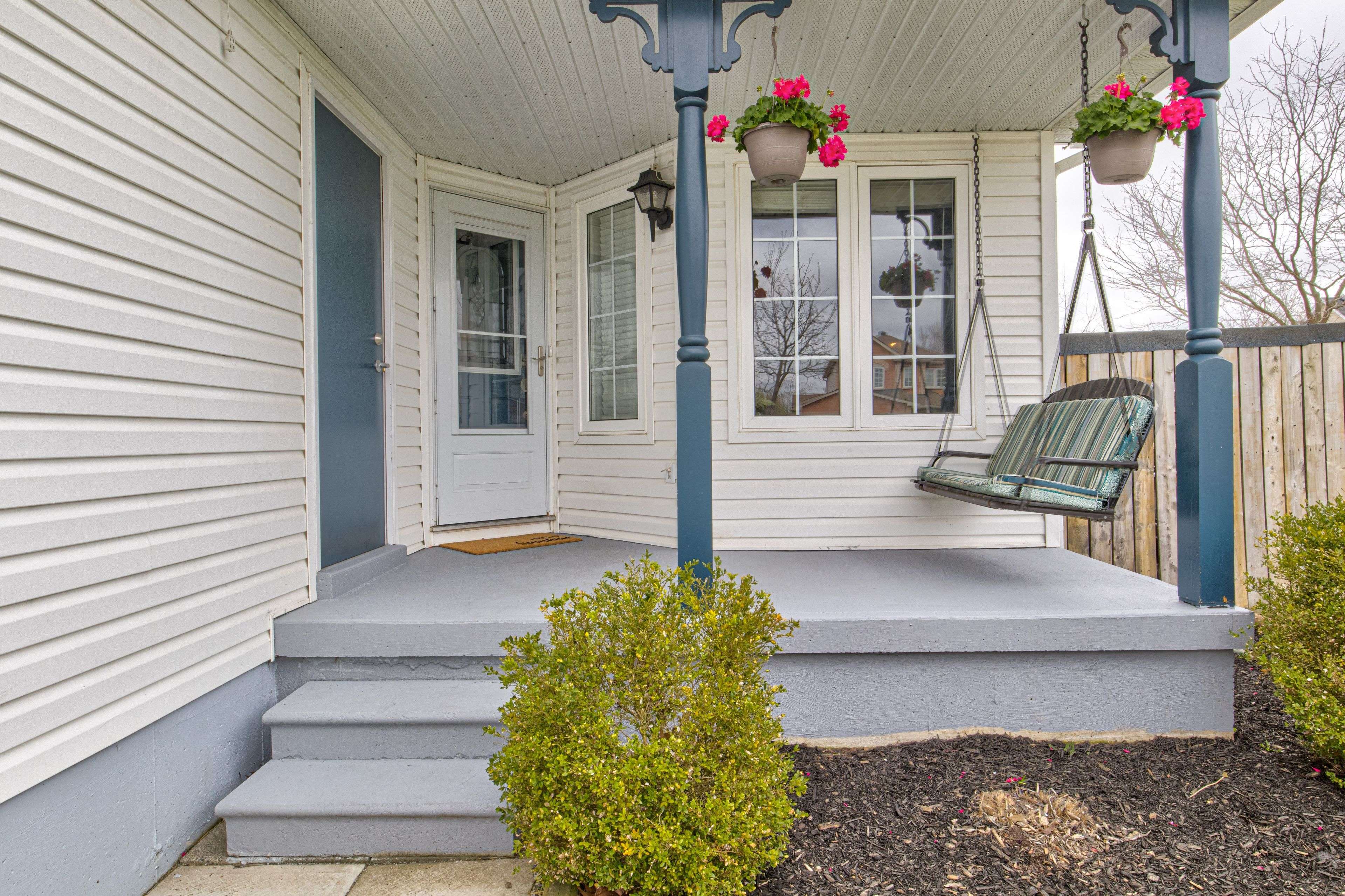 Cambridge, ON N1P 1J1,58 Langlaw DR