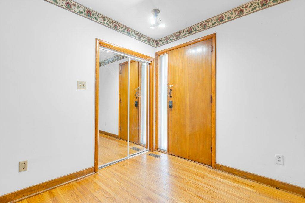 Brighton, ON K0K 1H0,119 Drummond ST