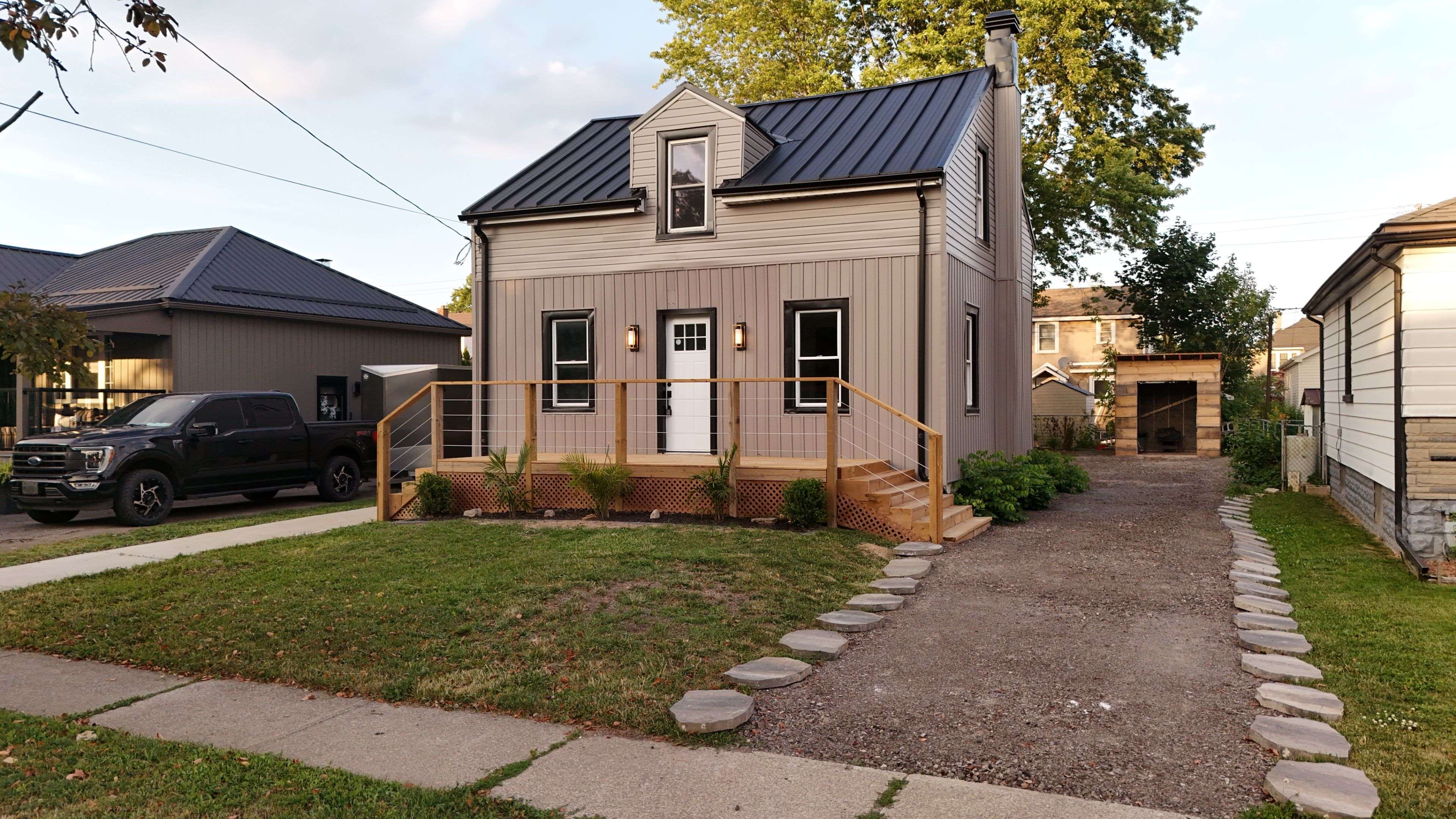 260 Wallace AVE S, Welland, ON L3B 1R6