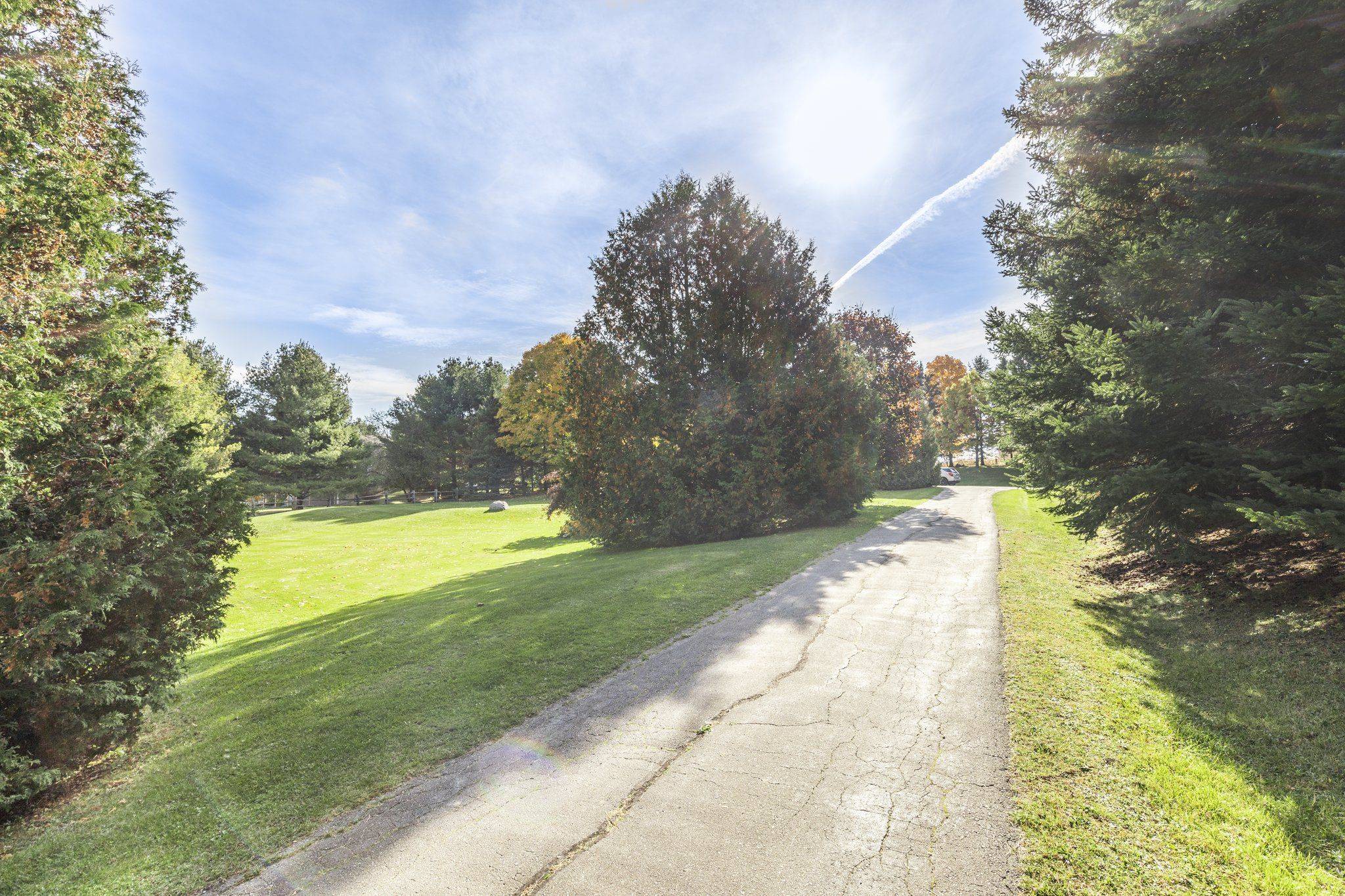 Mulmur, ON L9V 3H5,20 Mountainview RD