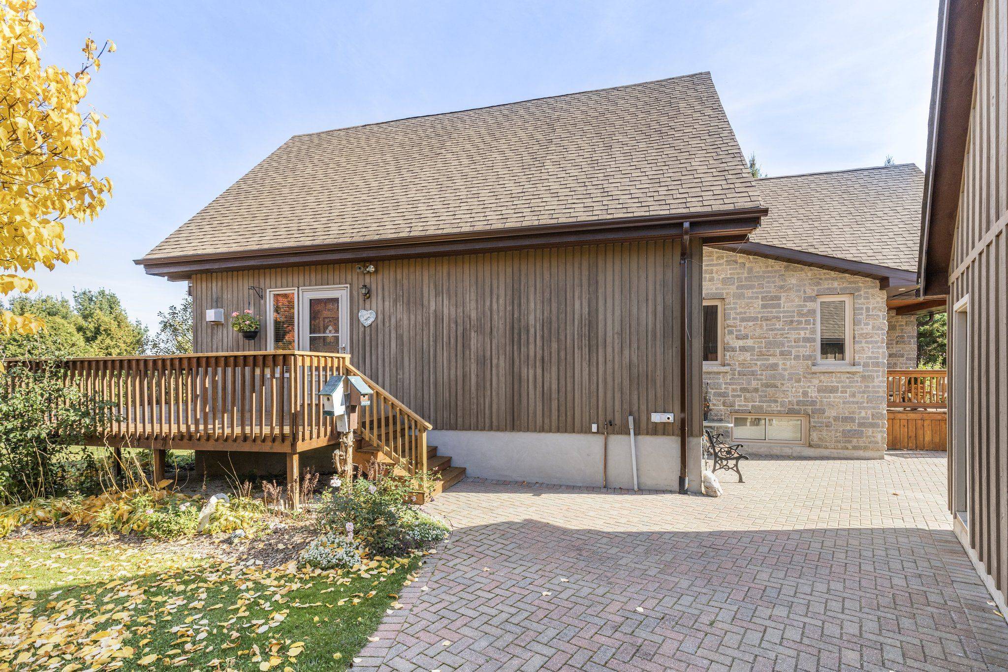 Mulmur, ON L9V 3H5,20 Mountainview RD