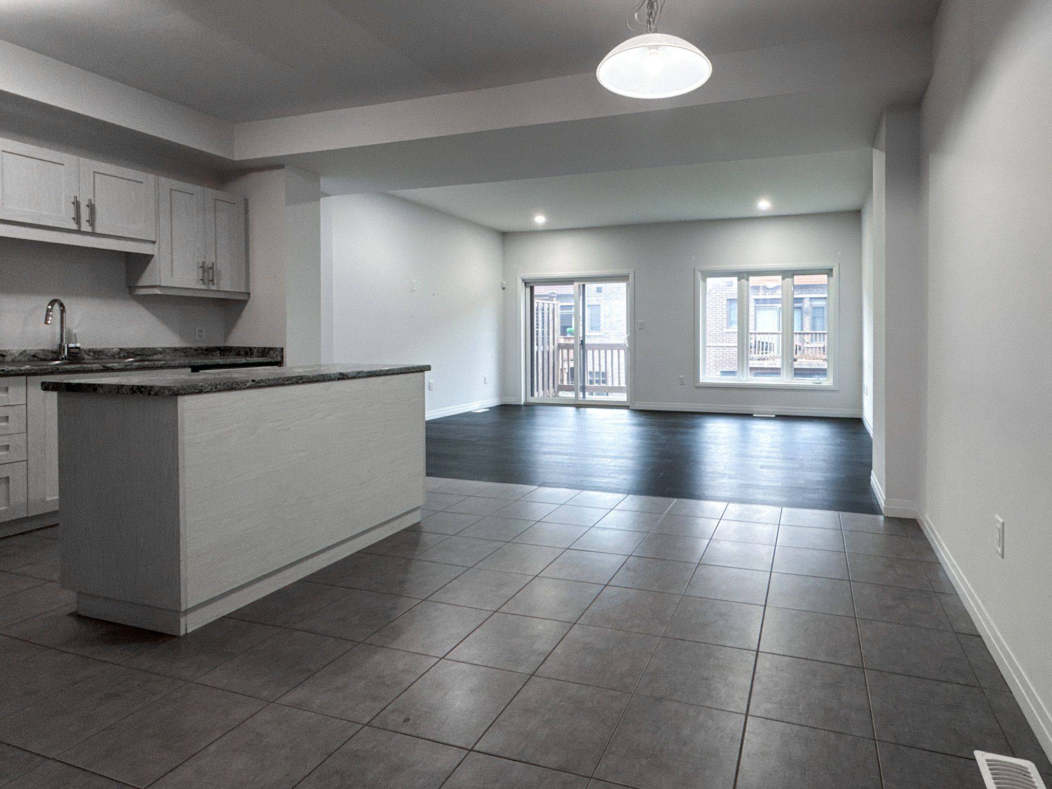 Hamilton, ON L8J 0L4,80 Soho ST