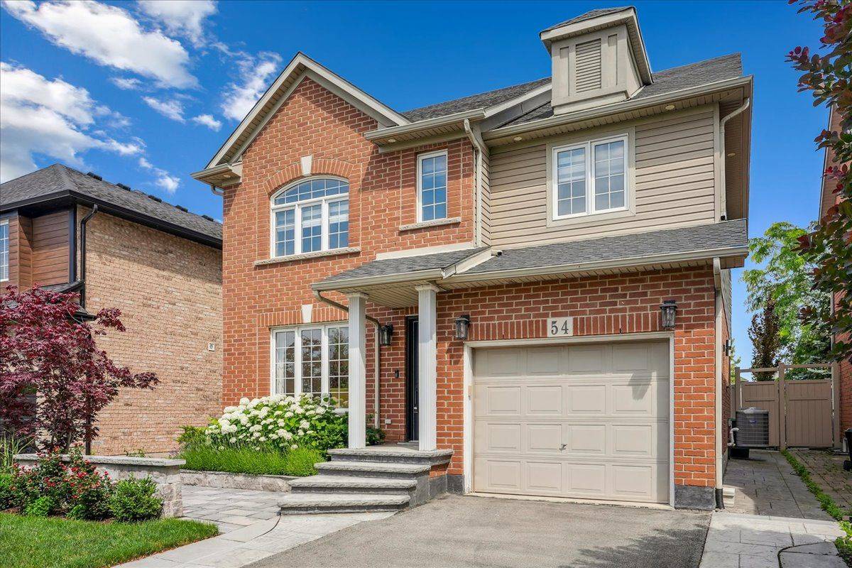 54 Ivybridge DR, Hamilton, ON L8E 0A4