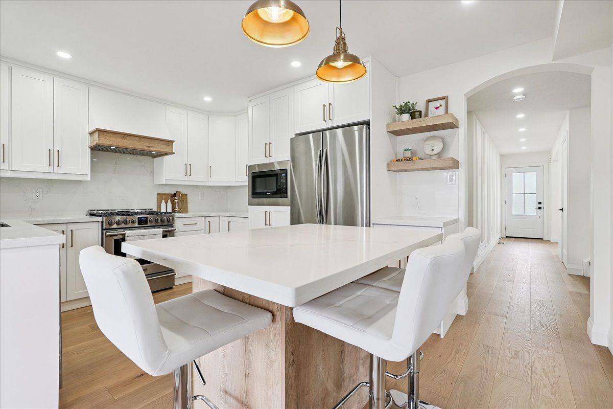 Hamilton, ON L8E 0A4,54 Ivybridge DR
