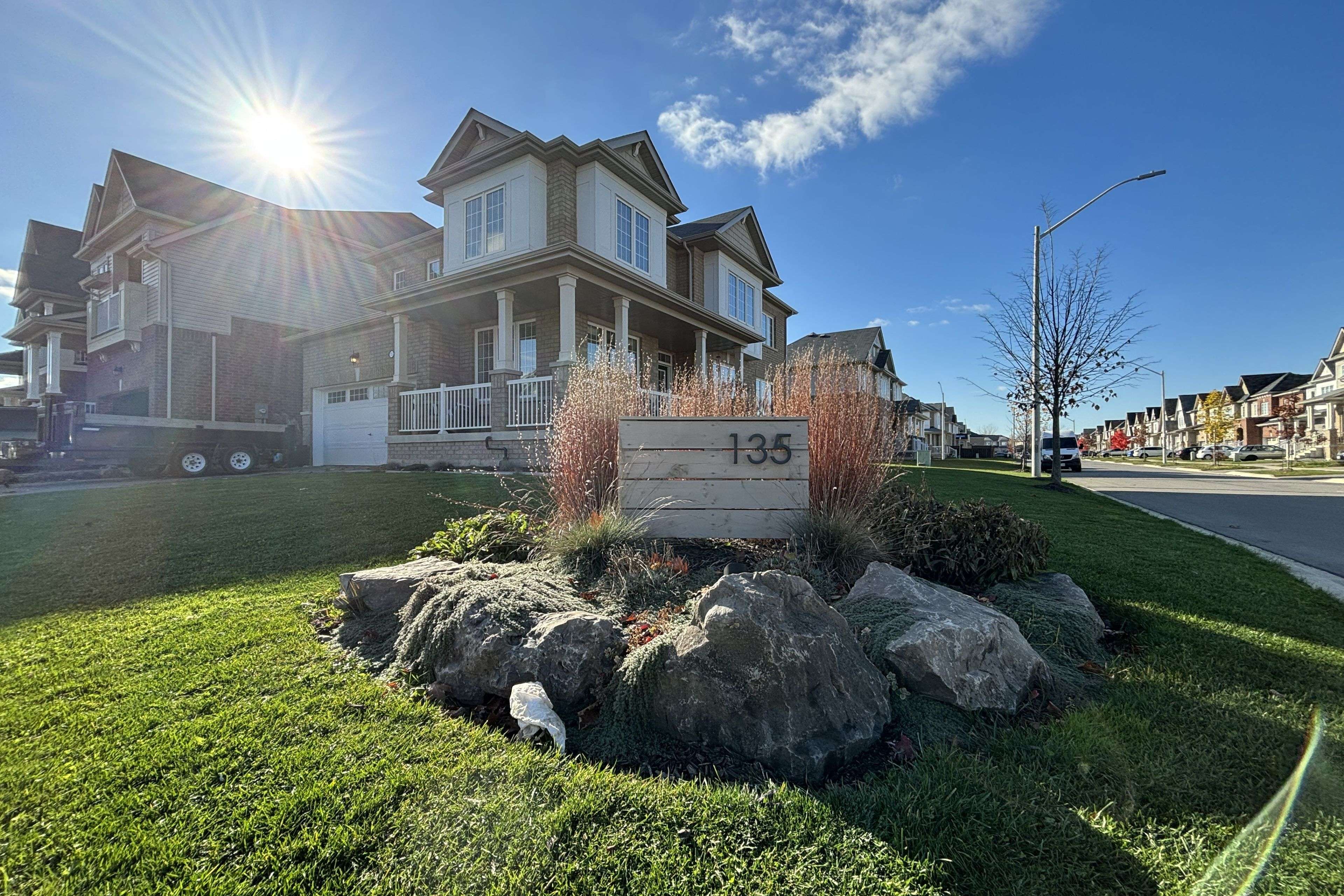 135 Esther CRES, Thorold, ON L3B 0H1