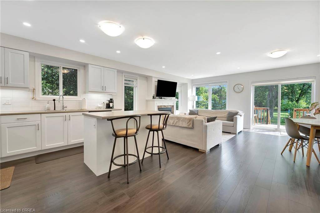 Norfolk, ON N3Y 2V3,263 Owen ST