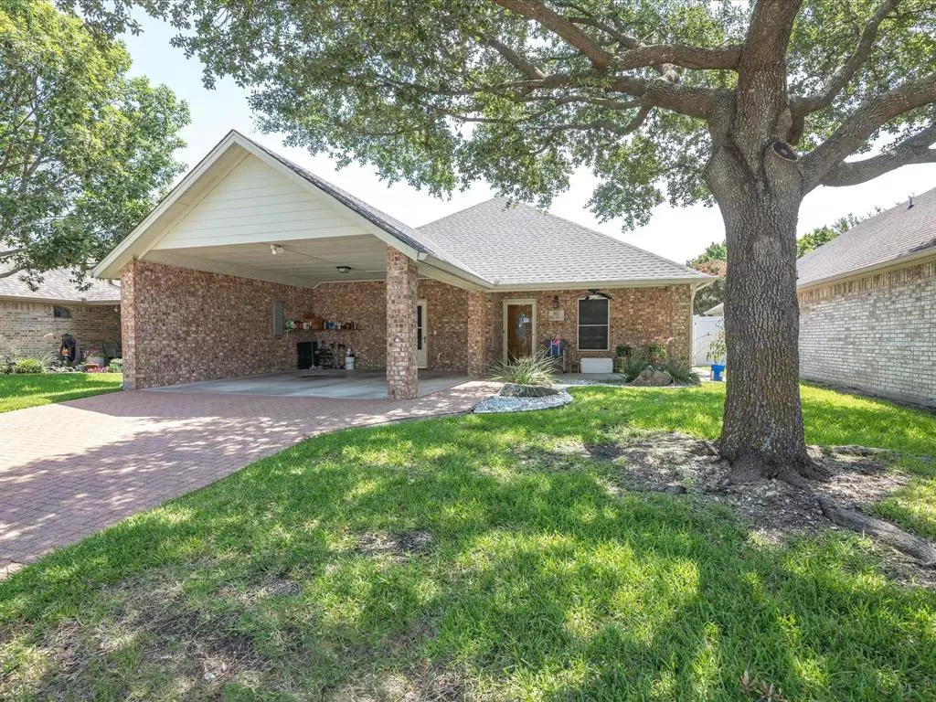 Red Oak, TX 75154,102 Royal Crest Court