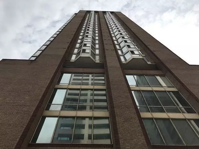 Toronto C01, ON M5G 1R4,55 Centre AVE #2106