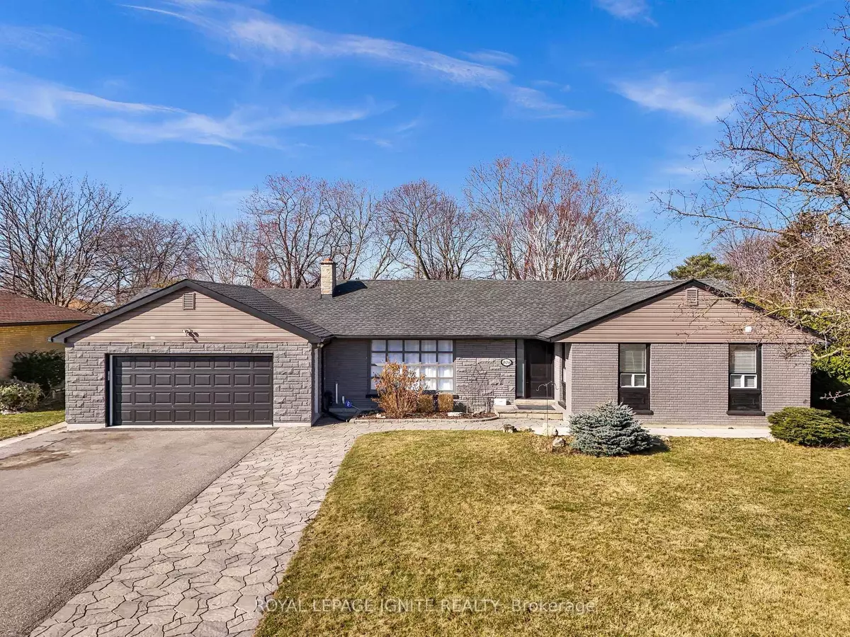 Whitby, ON L1N 5E3,806 Henry ST
