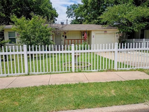 4330 Wabash Avenue, Fort Worth, TX 76133