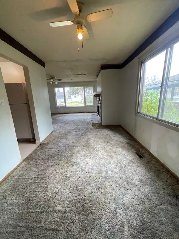 High Prairie, AB T0G 1E0,5521 47th Street