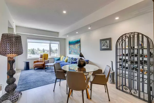 Calgary, AB T2T6V7,3450 19 ST SW #406
