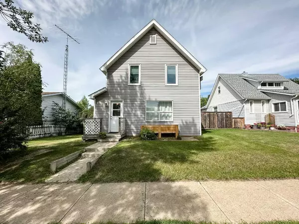4706 48 ST, Stettler, AB T0C2L0