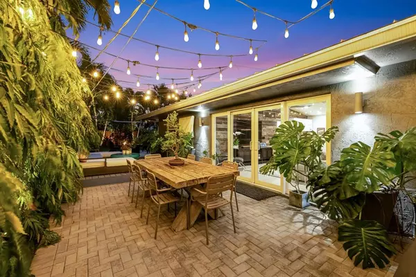Fort Lauderdale, FL 33316,2215 Manatee Dr