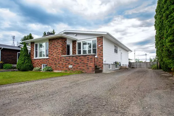 Timmins, ON P4N 7T2,161 Huron AVE