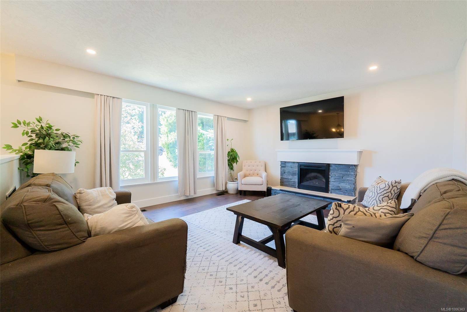 Nanaimo, BC V9T 3B4,3460 Country Club Dr