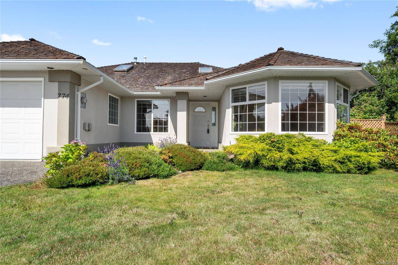 774 Chartwell Blvd, Qualicum Beach, BC V9K 2J4