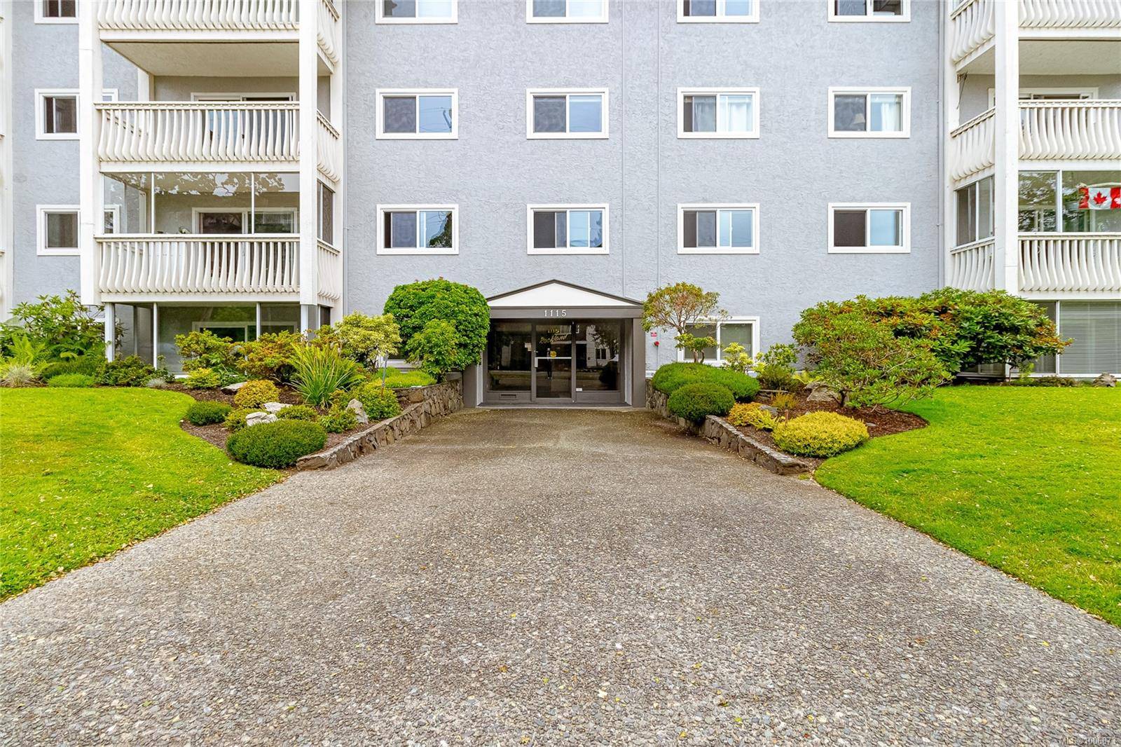 Victoria, BC V8V 3H8,1115 Rockland Ave #201