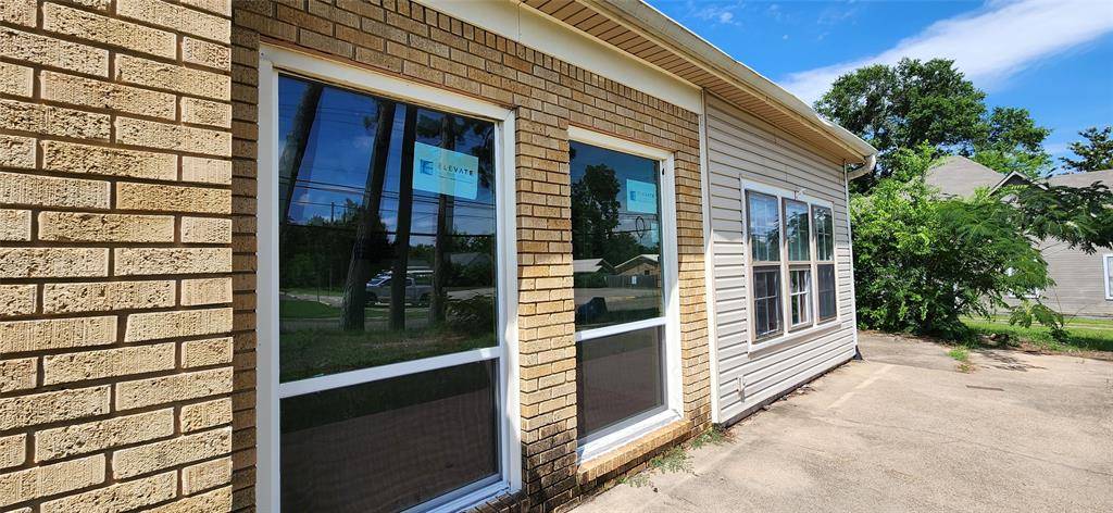 Winnsboro, TX 75494,112 W Pine Street