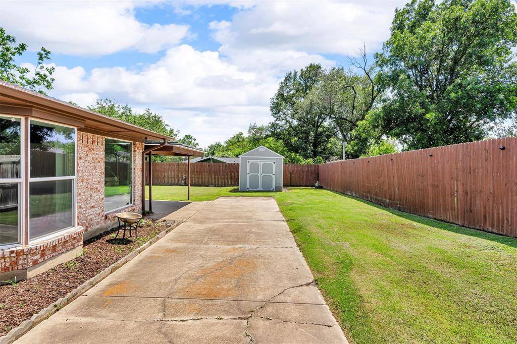 845 Griffith Avenue, Terrell, TX 75160