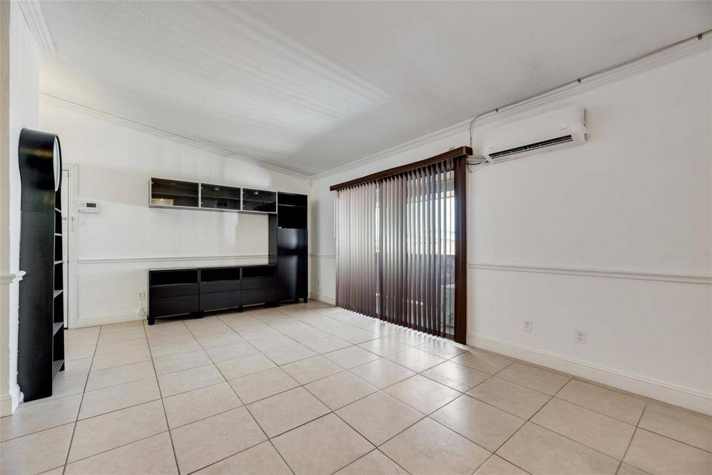 Dallas, TX 75219,2627 Douglas Avenue #205