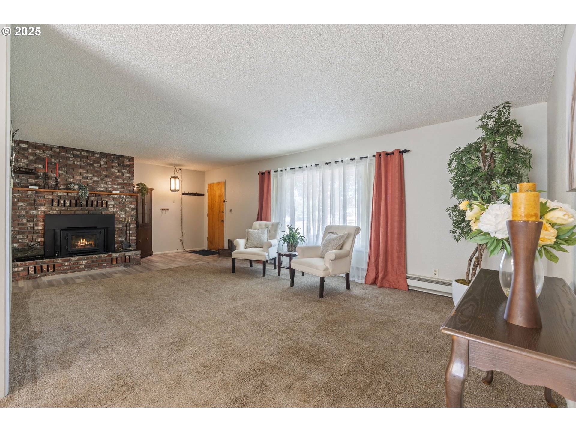 Pe Ell, WA 98572,202 California ST