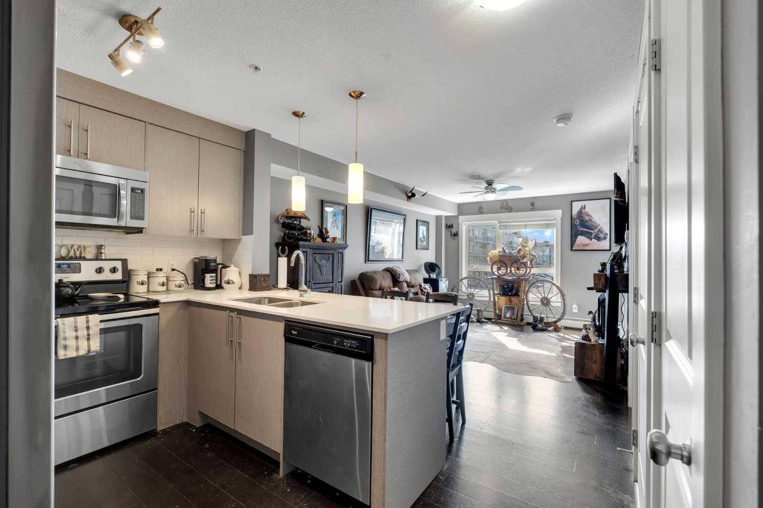 Calgary, AB T3N 0P5,302 Skyview Ranch DR NE #6211