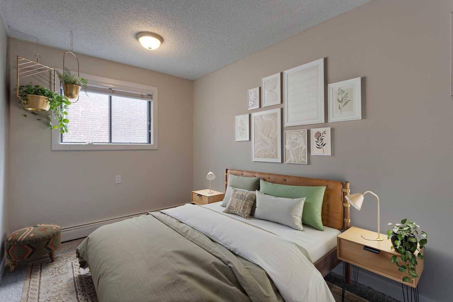 Calgary, AB T2H 0H1,930 18 AVE SW #310