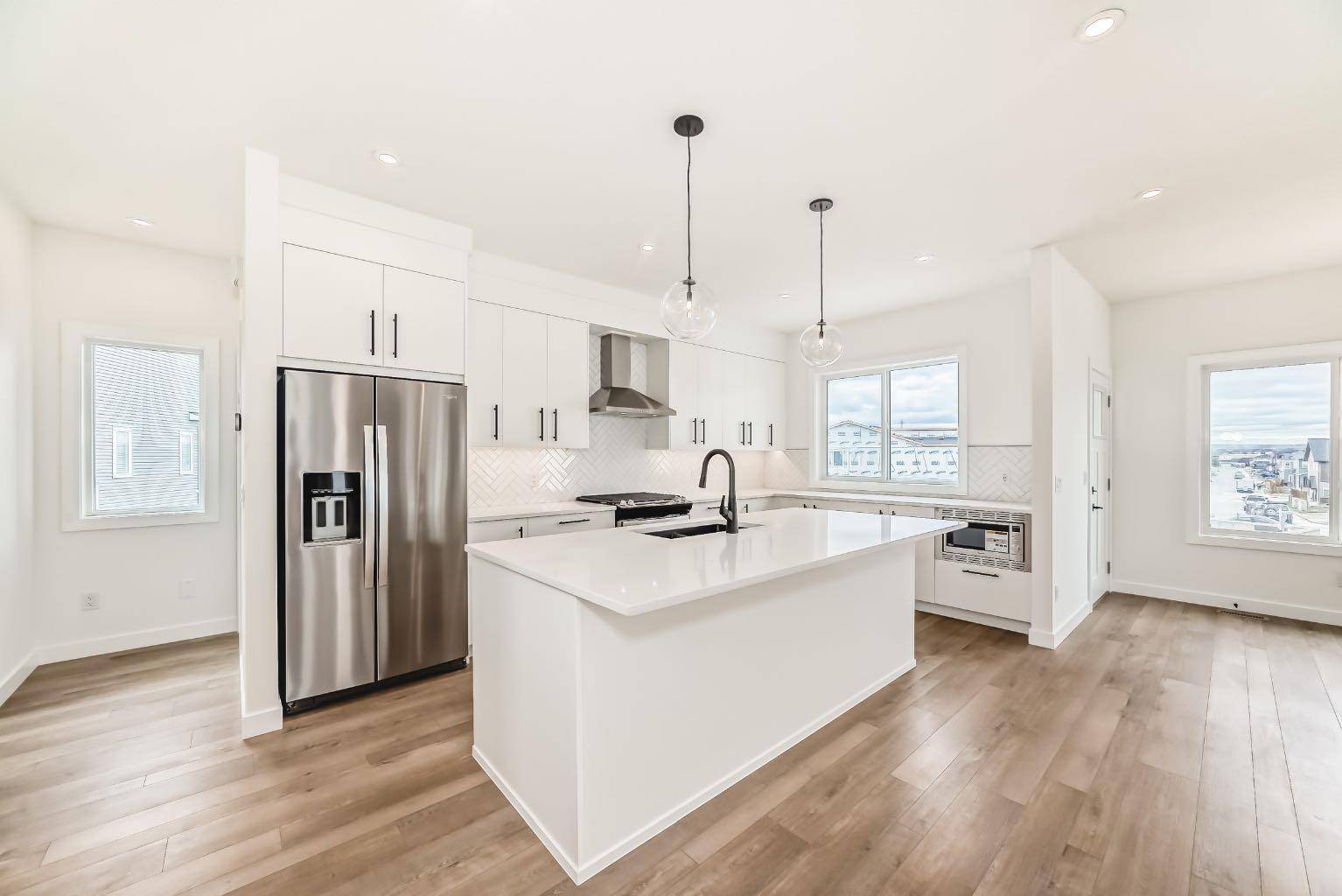 Calgary, AB T3P 2M2,371 Carringvue GRV NW