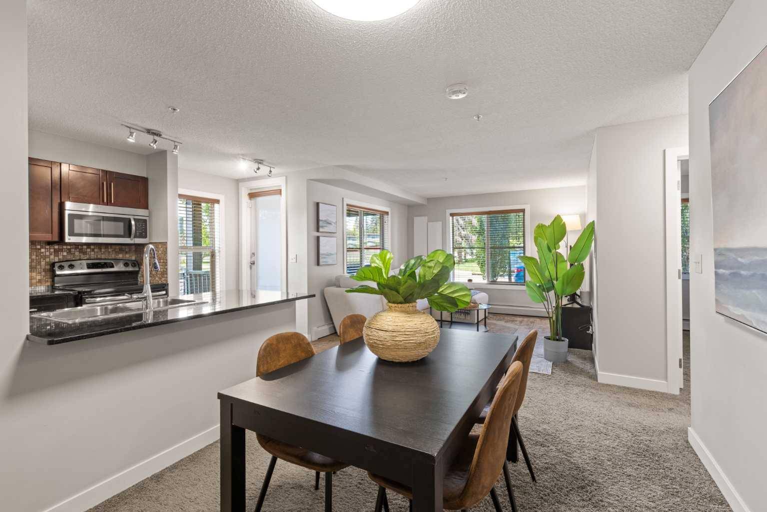 Calgary, AB T2A 4X8,2715 12 AVE Southeast #116