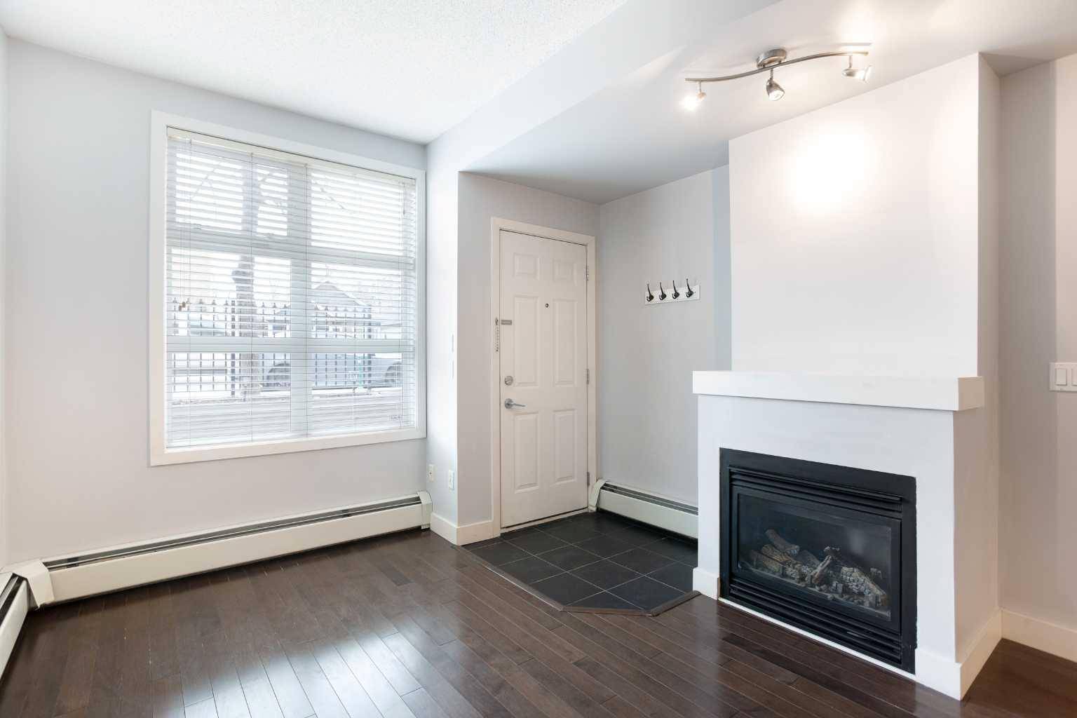 Calgary, AB T2S 3E7,315 24 AVE SW #144