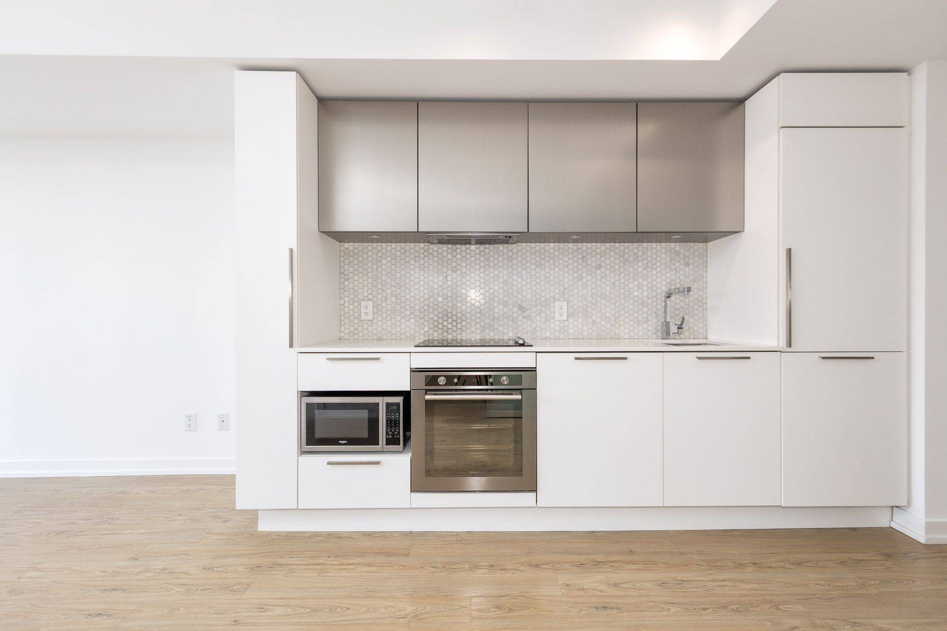 Toronto C08, ON M4Y 0E8,85 Wood ST #1601
