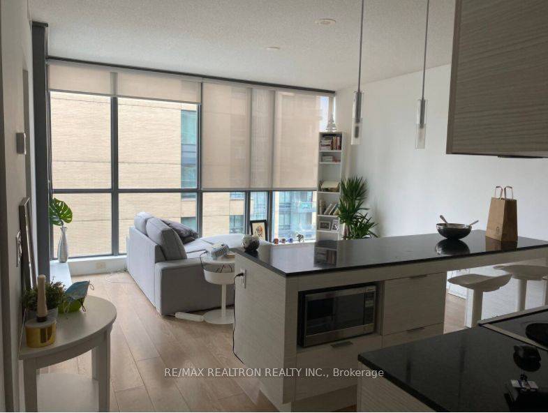 8 Charlotte ST #1008, Toronto C01, ON M5V 0K4