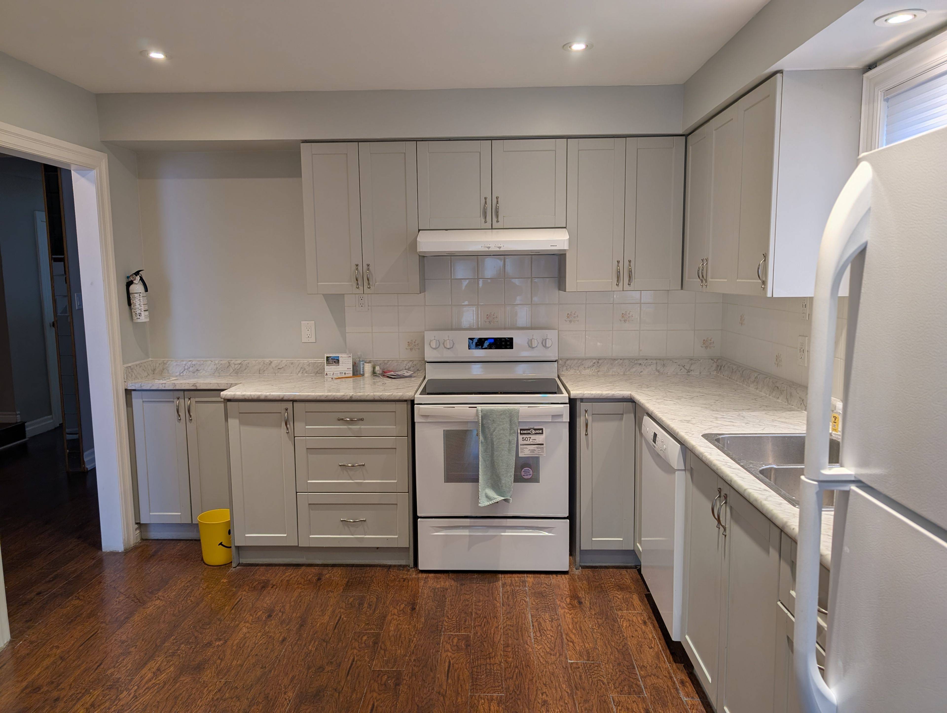 Pickering, ON L1W 2Z8,600 Creekview CIR